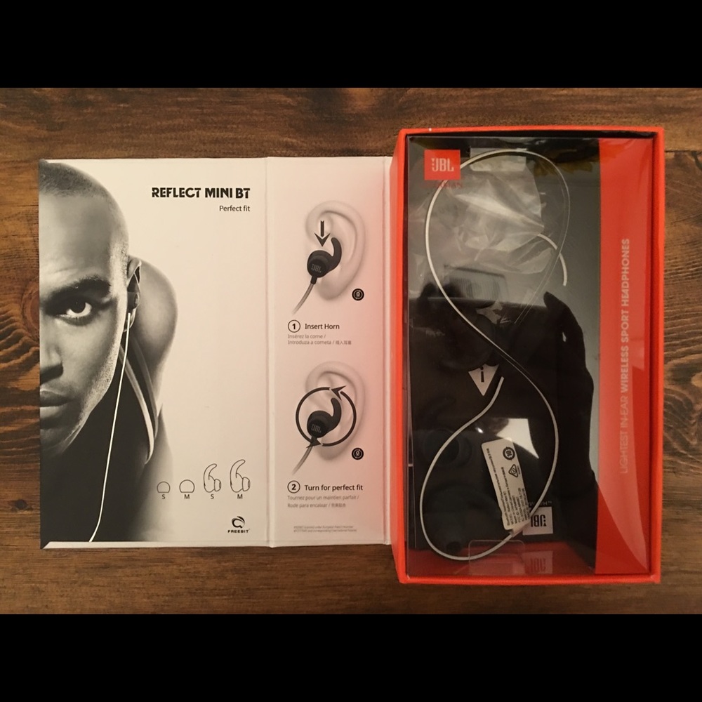 JBL Reflect Mini BT headphones